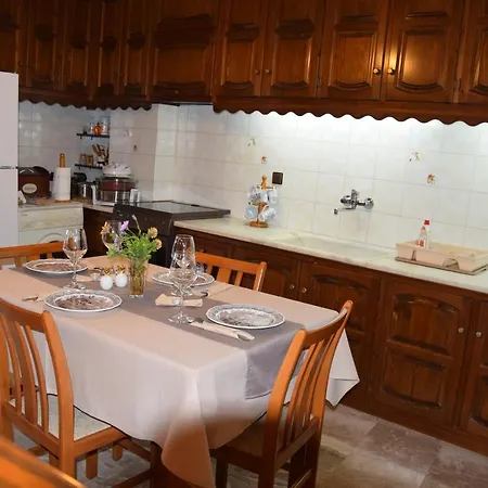 Center Cycladic House * Νάουσα