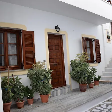 Center Cycladic House * ناوسا